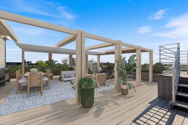 $899,999 | 2411 West Walton Street, Unit 2B, Chicago, IL 60622