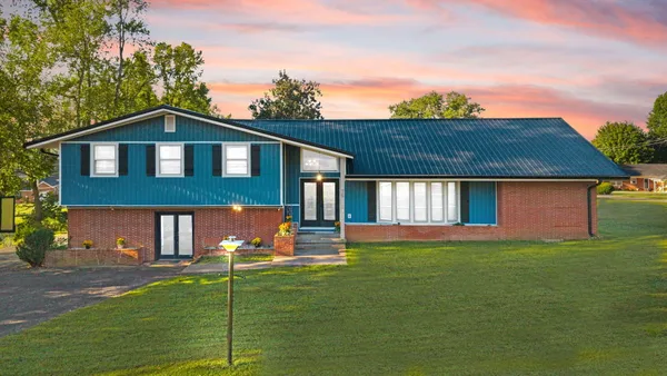 $349,900 | 75 Hickory Hill Drive, Monticello, KY 42633