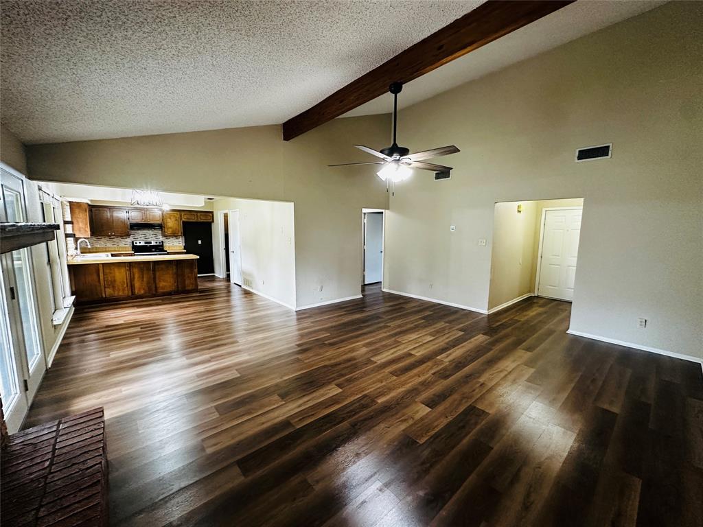 6741 Ridgetop Road North Richland Hills, TX 76182 - Photo 12 of 40