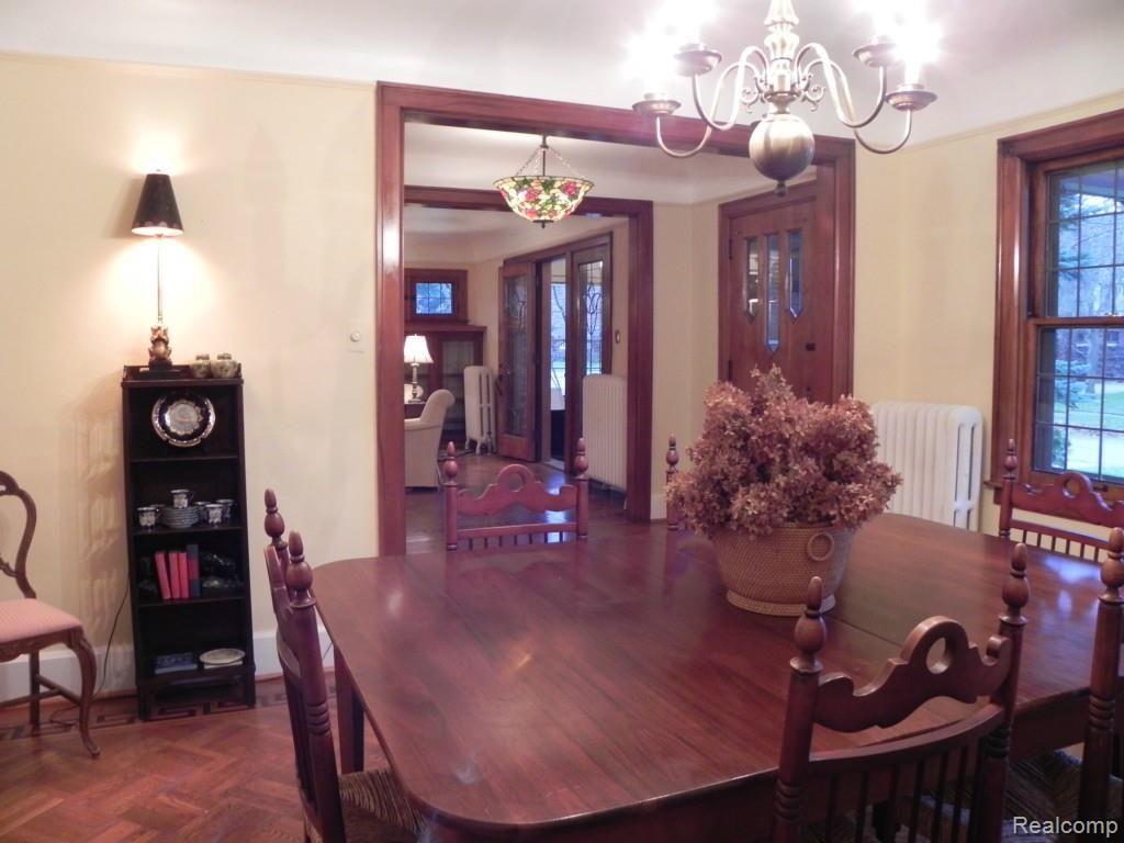 924 Barrington Road Grosse Pointe, MI 48230 - Photo 12 of 15 DSCN7144.jpg