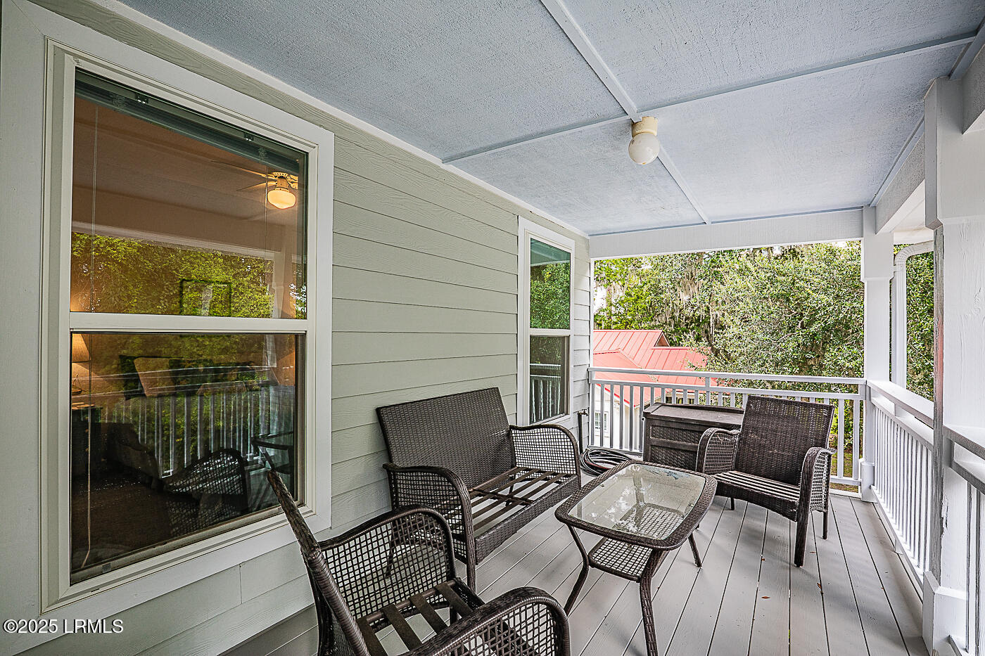 62 Meridian Road Beaufort, SC 29907 - Photo 5 of 76 5 Front porch