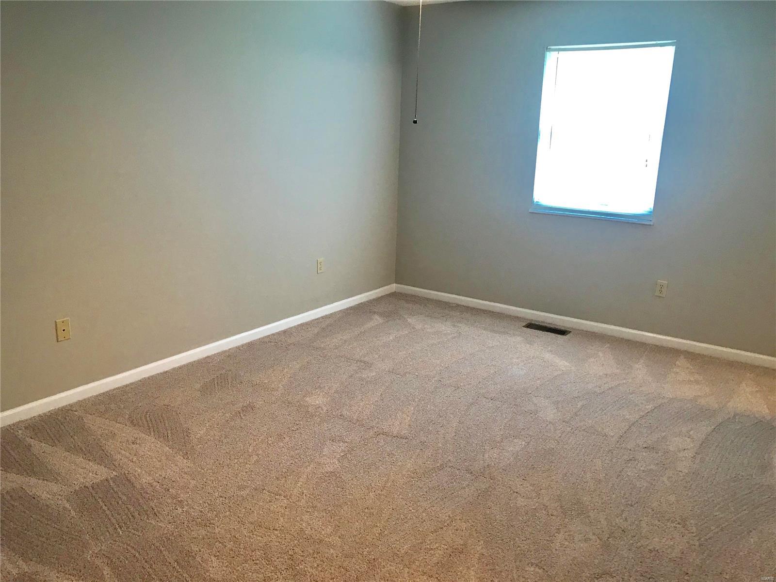 2425 Copper Creek Road Maryville, IL 62062 - Photo 14 of 18 Gallery Image 14