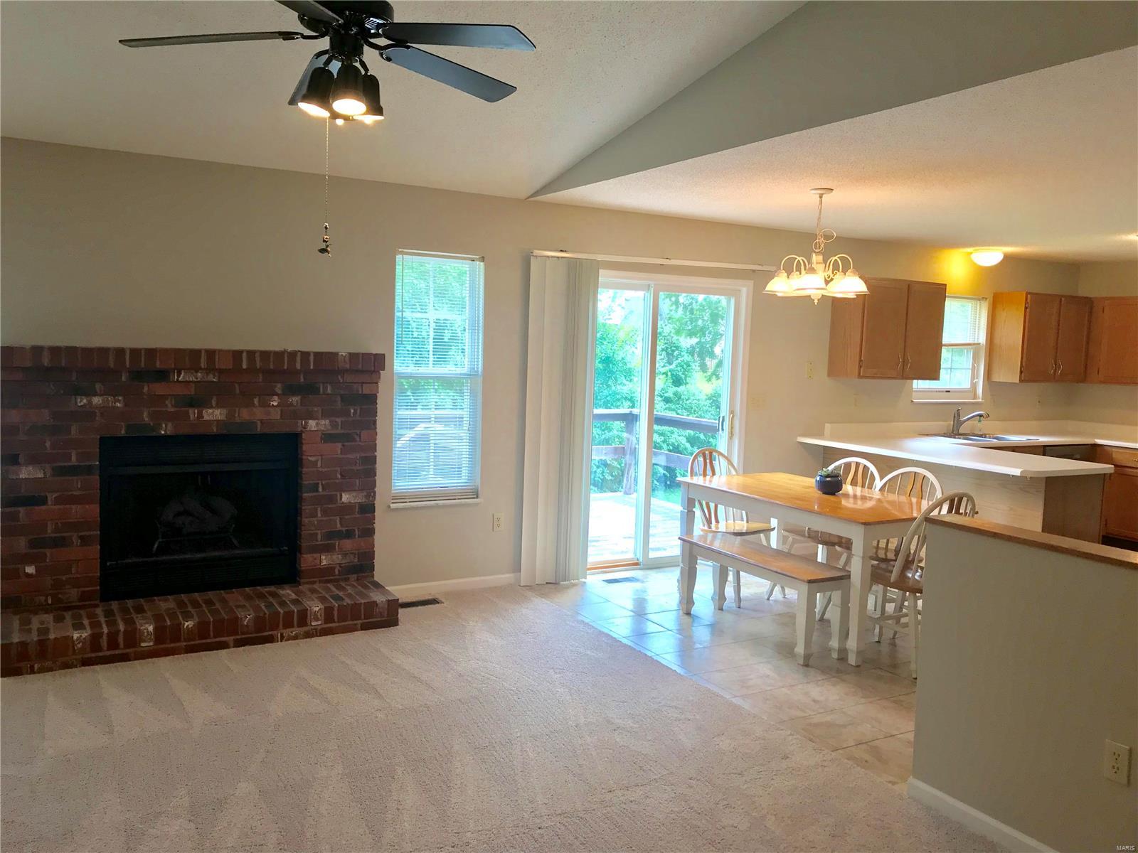 2425 Copper Creek Road Maryville, IL 62062 - Photo 8 of 18 Gallery Image 8
