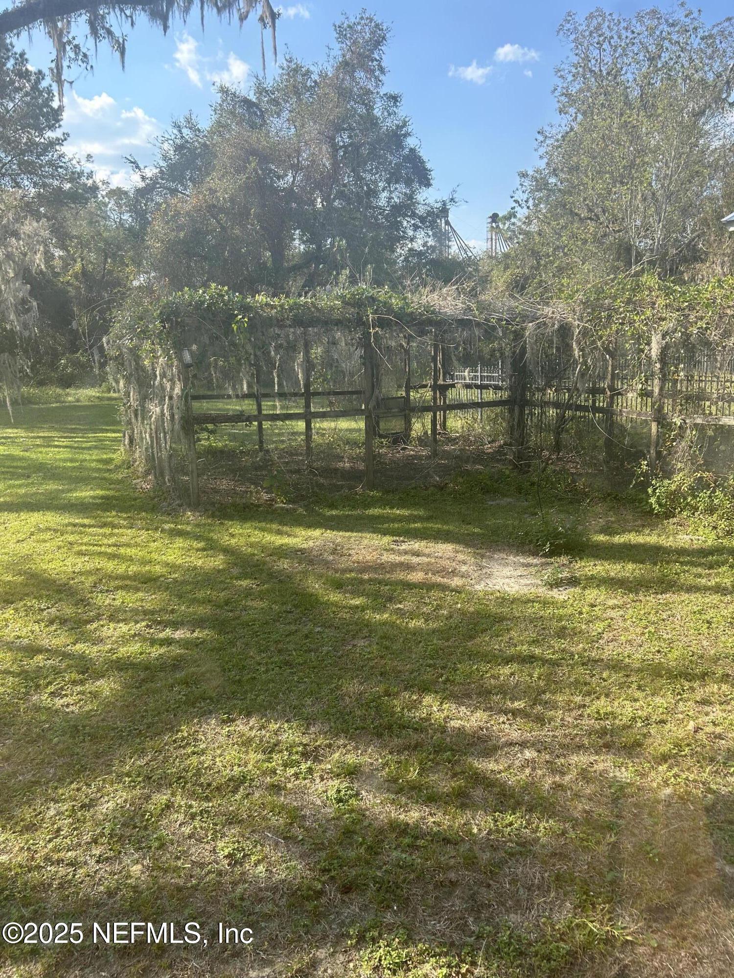 9897 Adams Road Wellborn, FL 32094 - Photo 3 of 12 a view of a ocean view