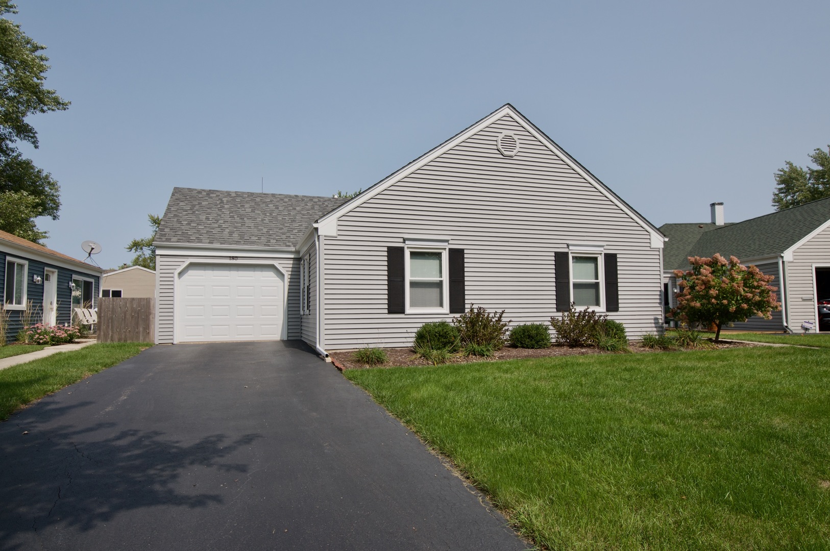 150 Heathgate Road Montgomery, IL 60538 - Photo 1 of 25 a view of a house with a yard