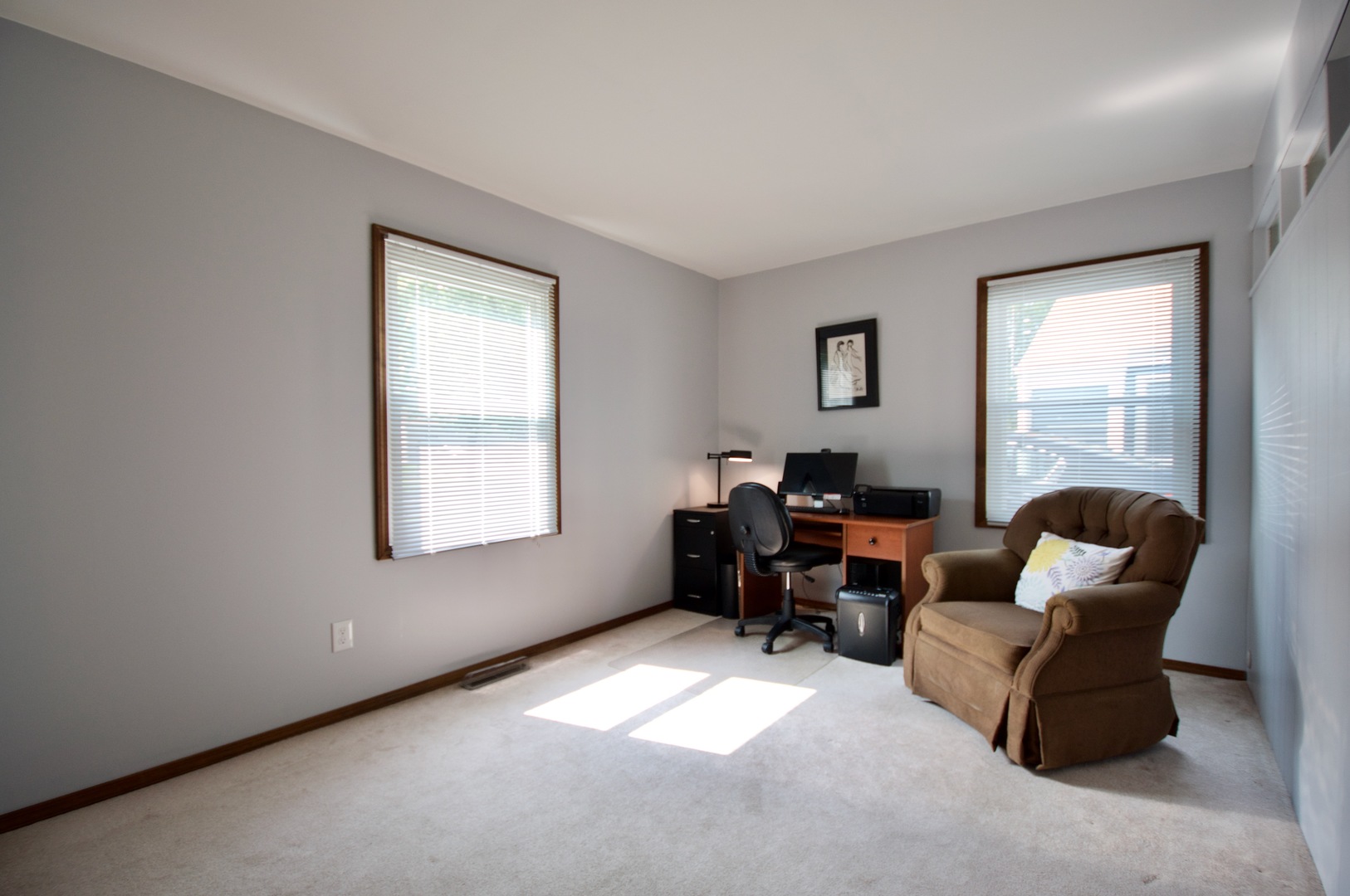 150 Heathgate Road Montgomery, IL 60538 - Photo 9 of 25 a living room with furniture and a window