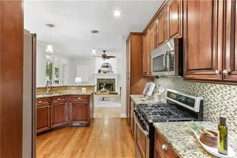 $739,900 | 7350 Devonhall Way, Johns Creek, GA 30097