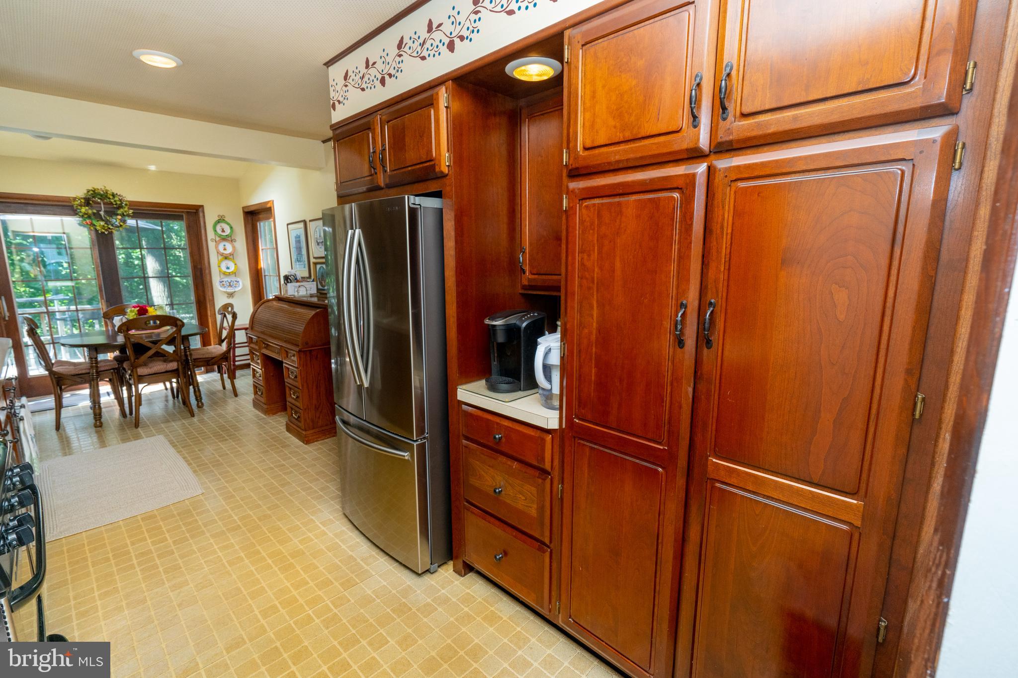 660 Crestwood Road Wayne, PA 19087 - Photo 13 of 38