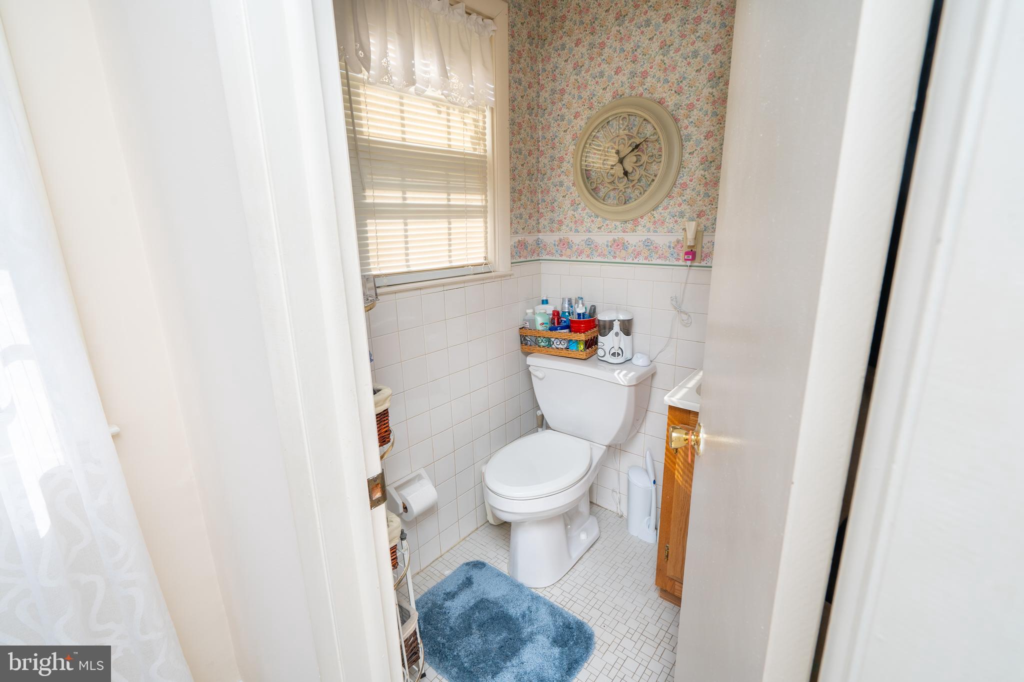 660 Crestwood Road Wayne, PA 19087 - Photo 22 of 38