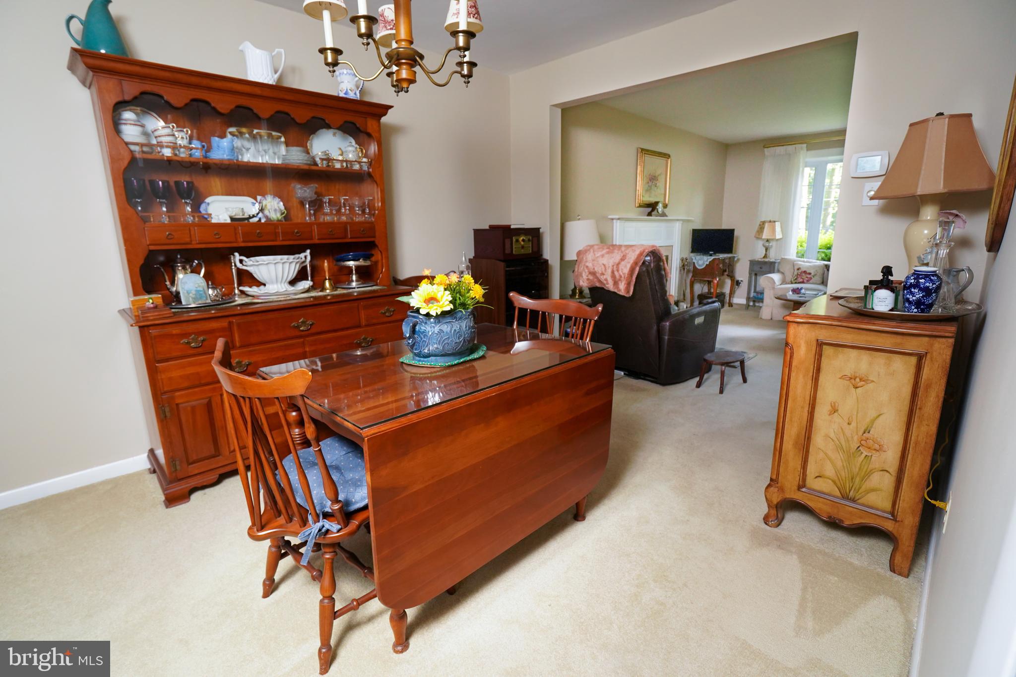 660 Crestwood Road Wayne, PA 19087 - Photo 6 of 38