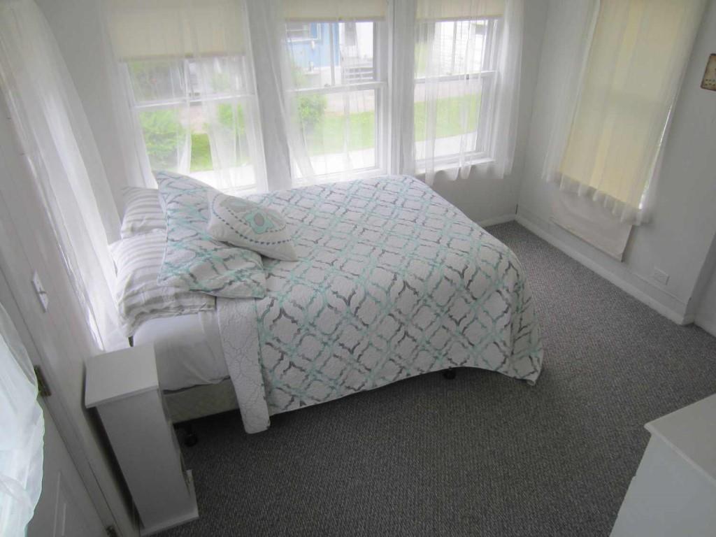 76 Pearl Street Camden, ME 04843 - Photo 10 of 30 Photo