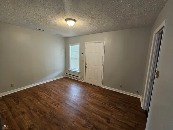 $1,085 | 33 Miley Avenue, Indianapolis, IN 46222