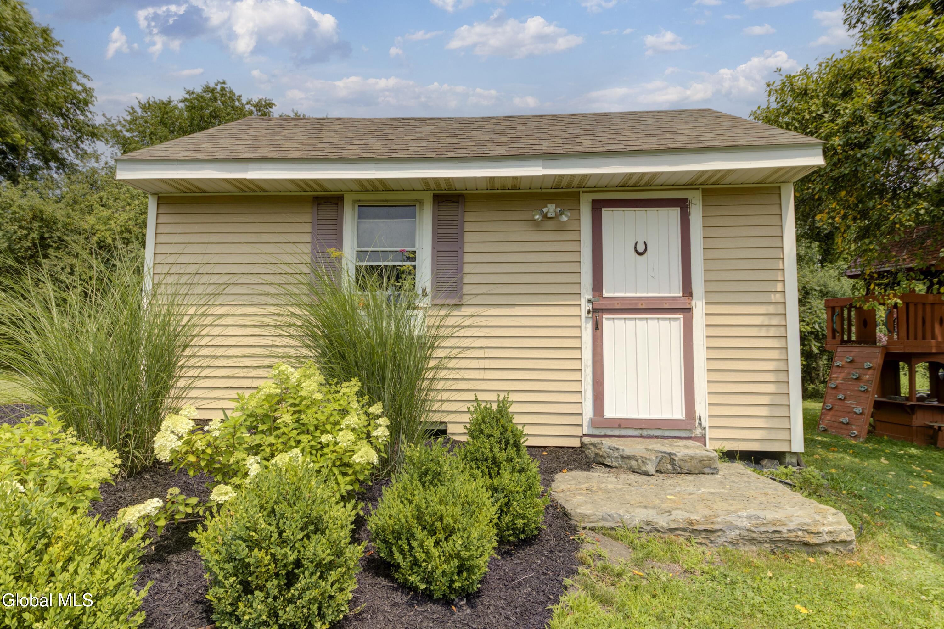 101 Button Road Halfmoon, NY 12188 - Photo 72 of 73 101 Button Rd-54
