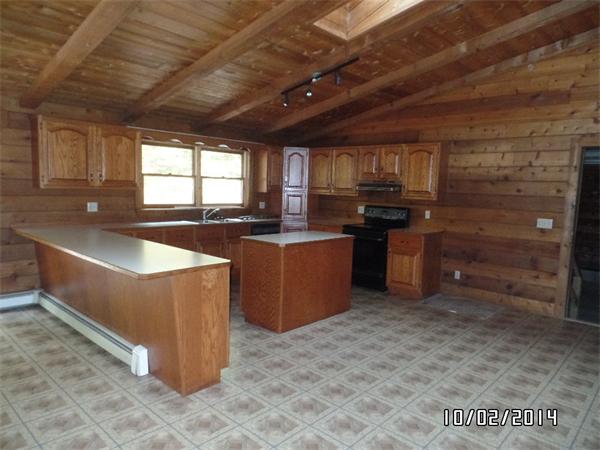 116 Brooks Village Road Templeton, MA 01468 - Photo 2 of 9