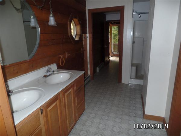 116 Brooks Village Road Templeton, MA 01468 - Photo 5 of 9