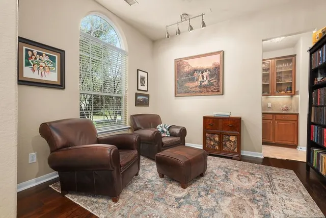 $585,000 | 43 East Hobbit Glen Drive, The Woodlands, TX 77384