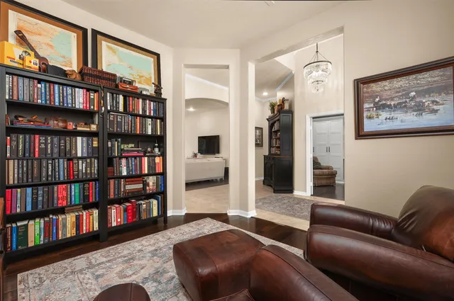 $585,000 | 43 East Hobbit Glen Drive, The Woodlands, TX 77384