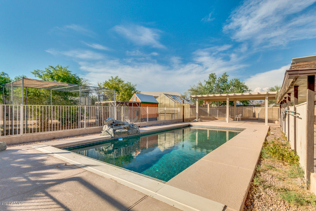 508 North Merrill Road Mesa, AZ 85207 - Photo 24 of 63 Take a Dive