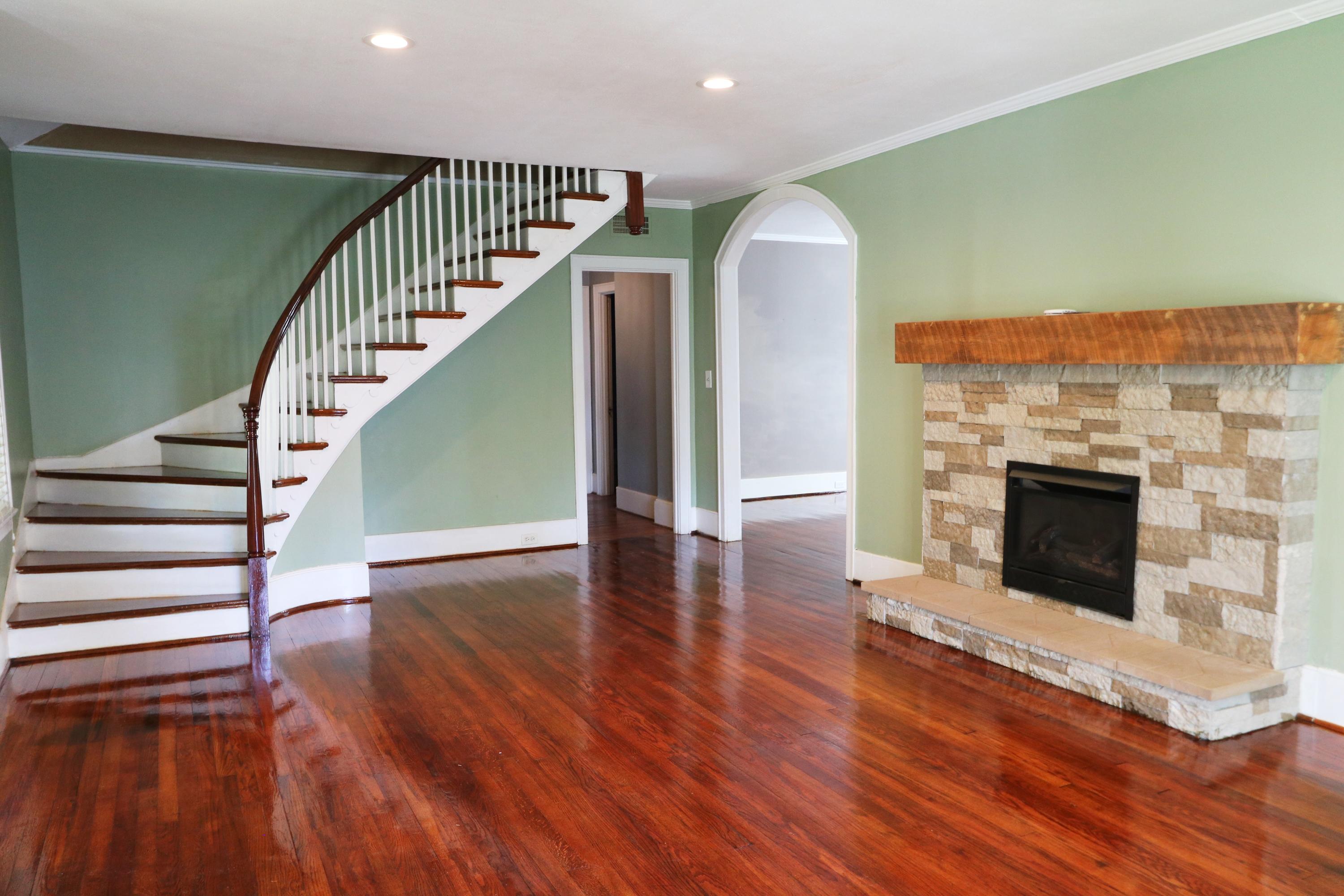 303 Johnston Street St. George, SC 29477 - Photo 2 of 20 Staircase