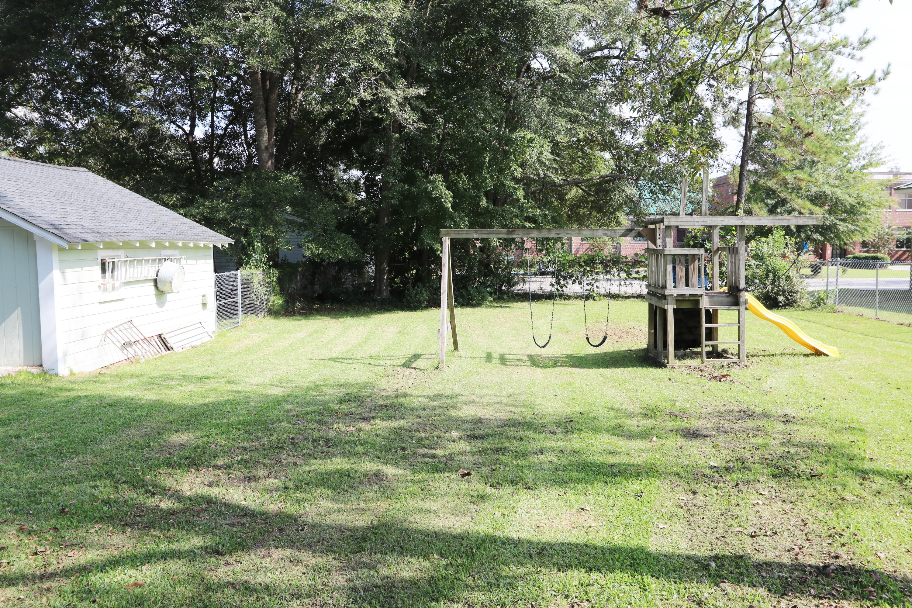 303 Johnston Street St. George, SC 29477 - Photo 20 of 20 Backyard View
