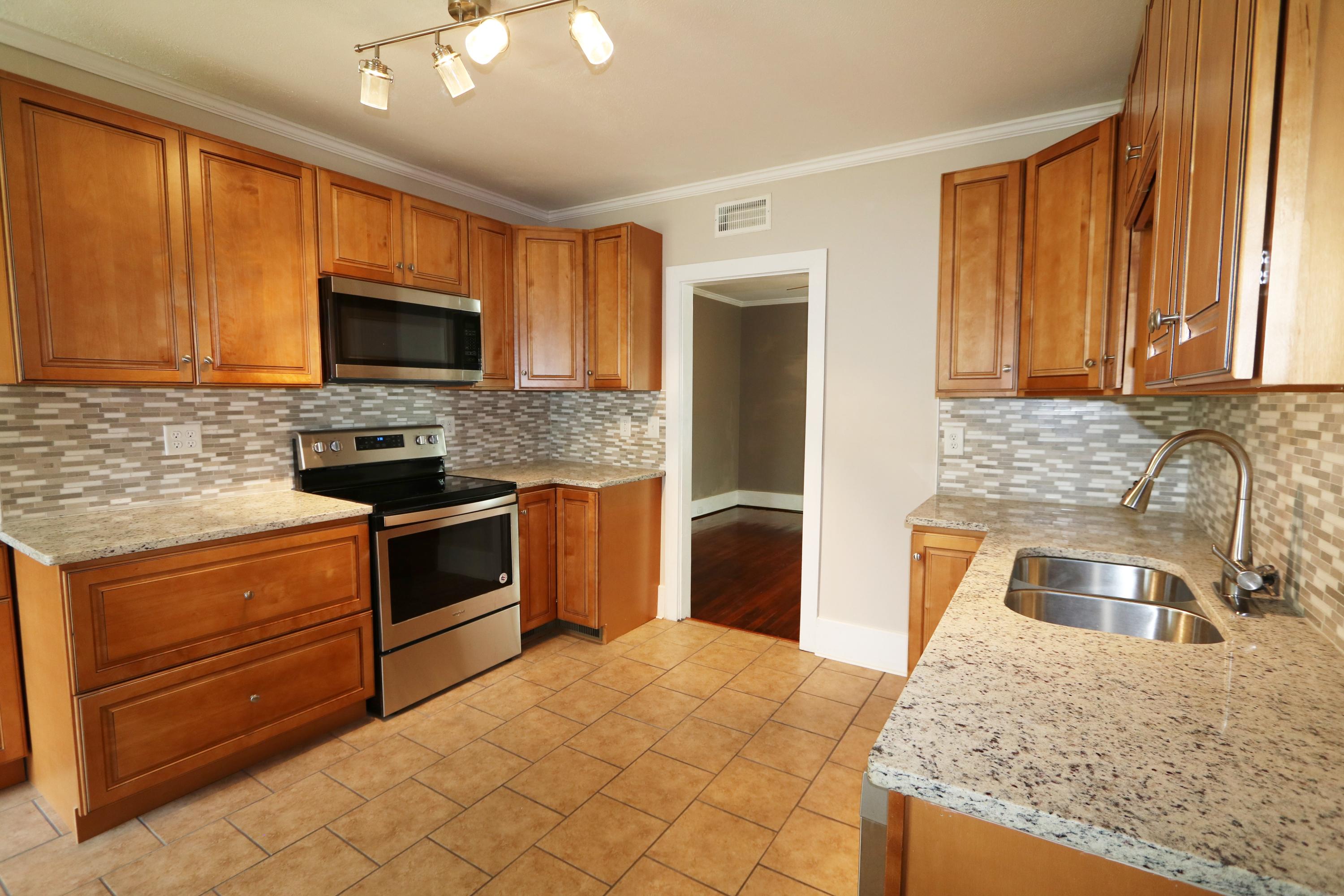 303 Johnston Street St. George, SC 29477 - Photo 9 of 20 Kitchen