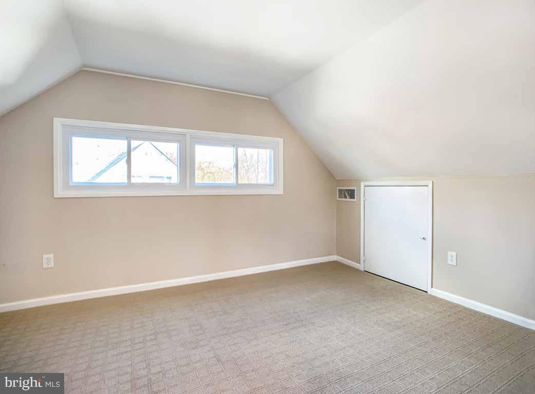70 Verdant Road Levittown, PA 19057 - Photo 16 of 32