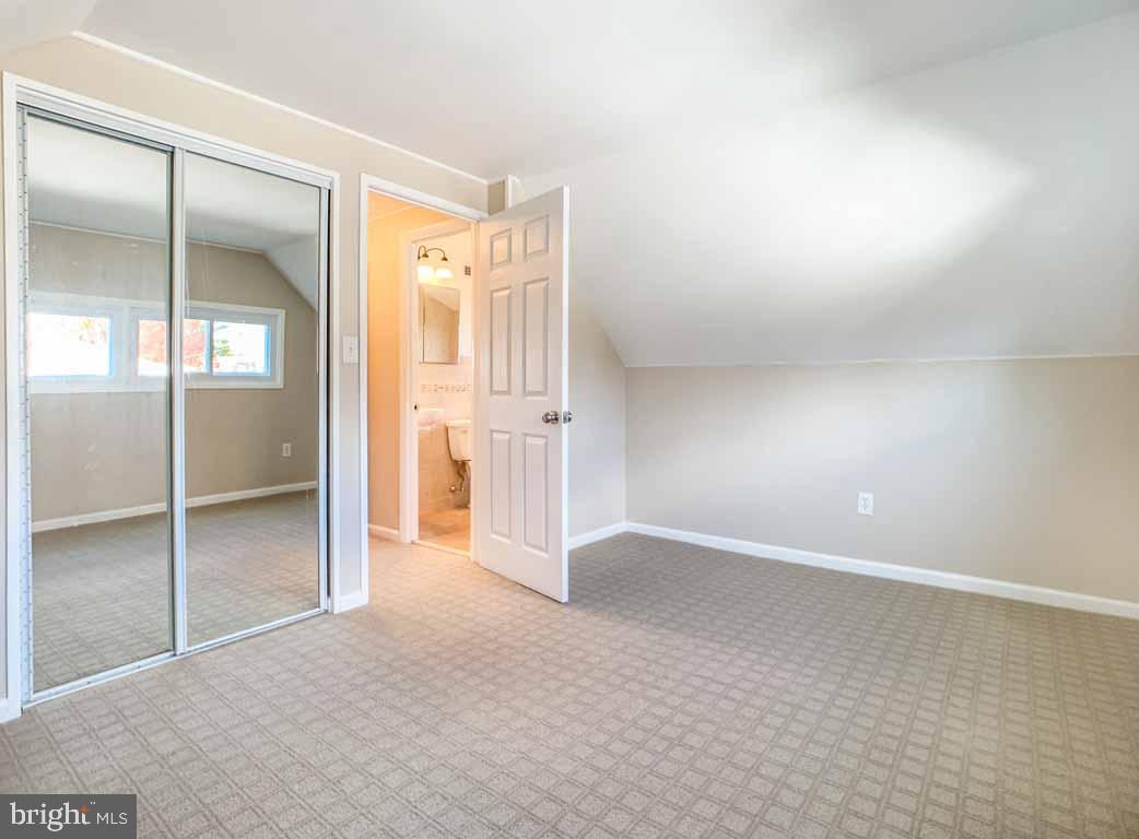 70 Verdant Road Levittown, PA 19057 - Photo 18 of 32