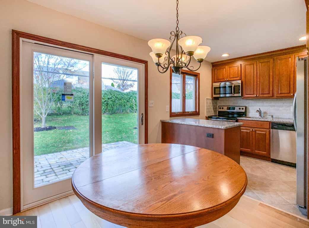 70 Verdant Road Levittown, PA 19057 - Photo 7 of 32