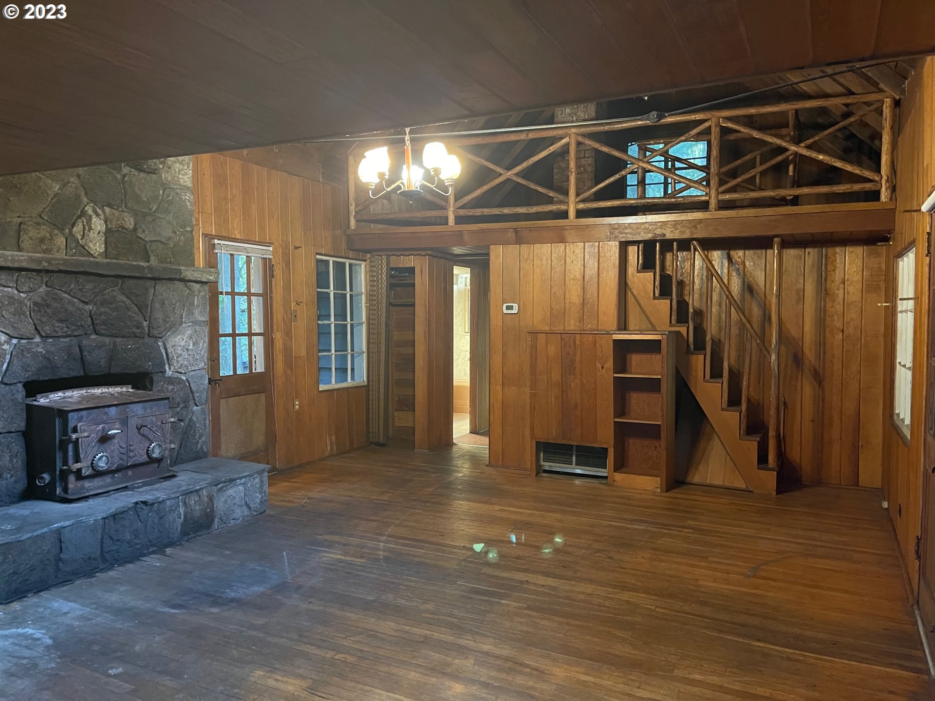 74698 East Road 24 Rhododendron, OR 97049 - Photo 13 of 32