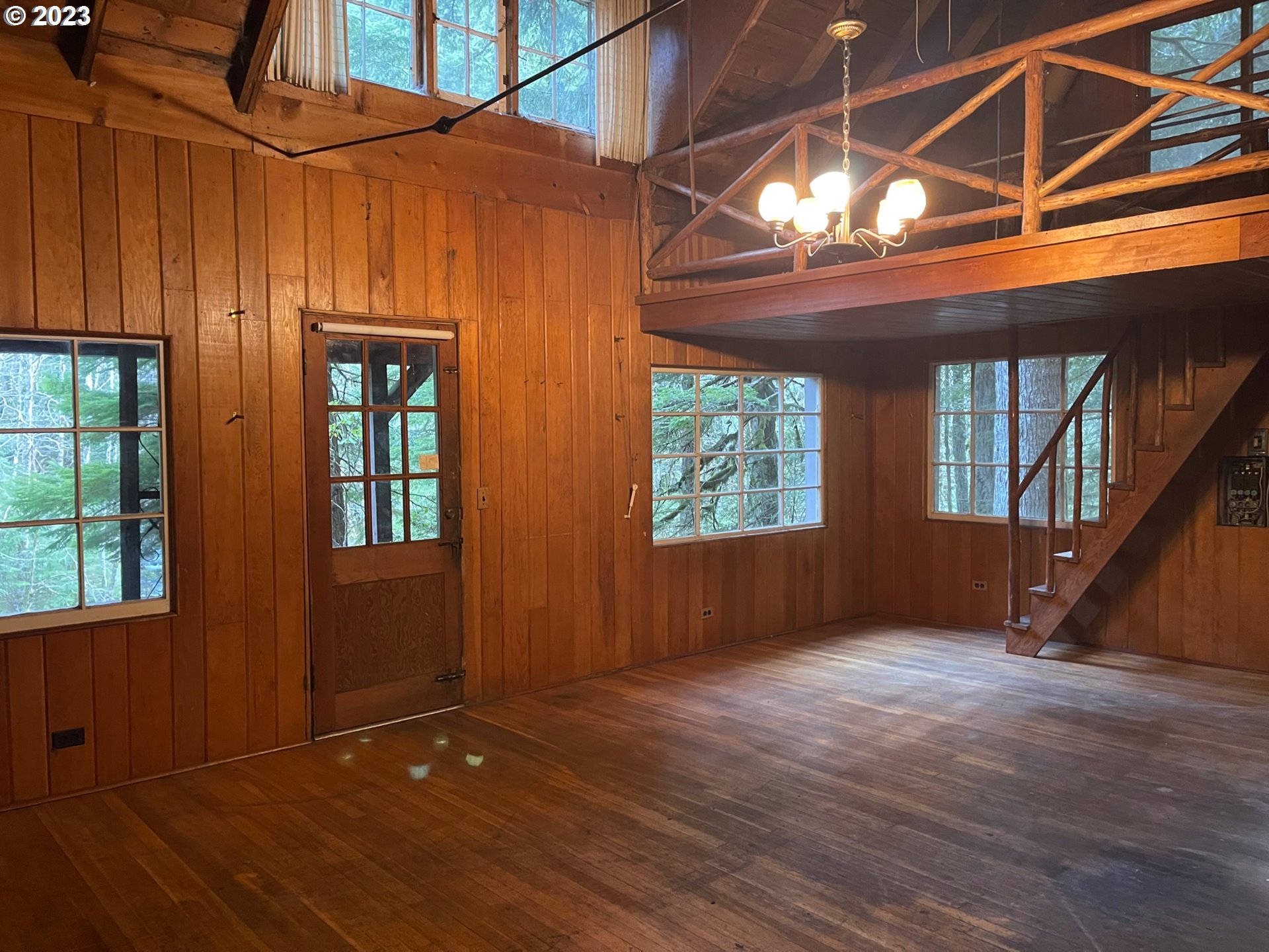 74698 East Road 24 Rhododendron, OR 97049 - Photo 17 of 32