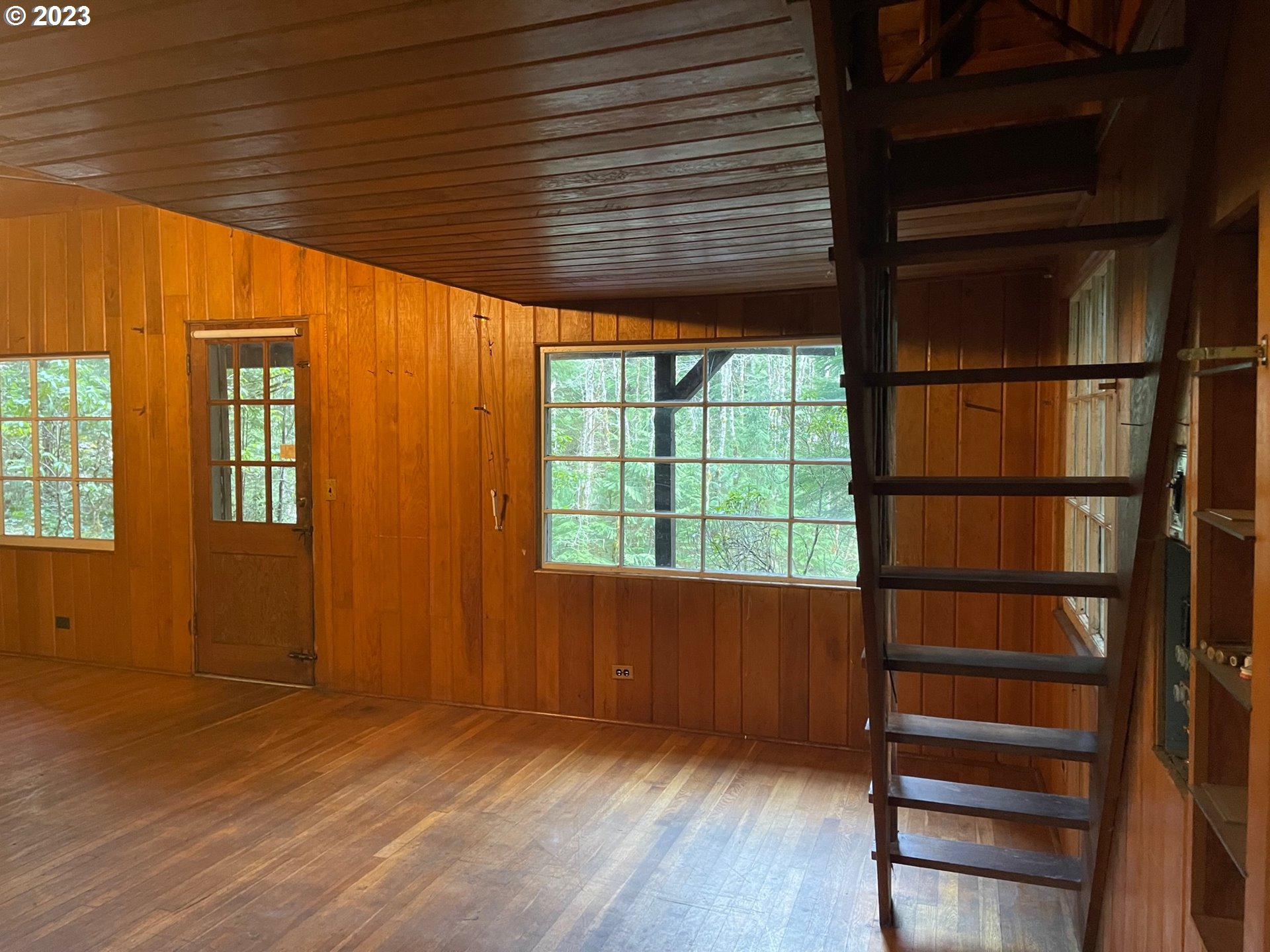 74698 East Road 24 Rhododendron, OR 97049 - Photo 19 of 32