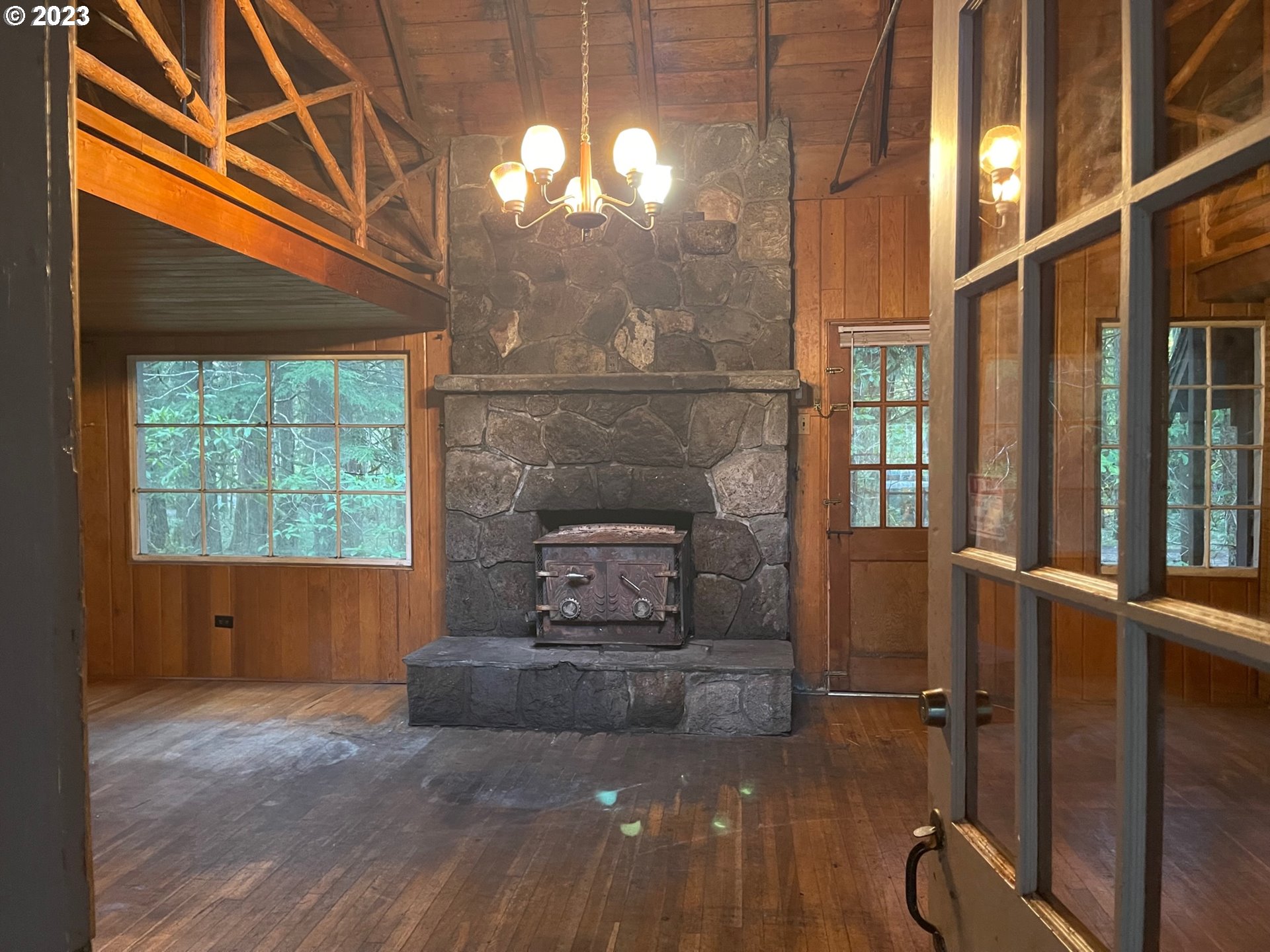 74698 East Road 24 Rhododendron, OR 97049 - Photo 10 of 32