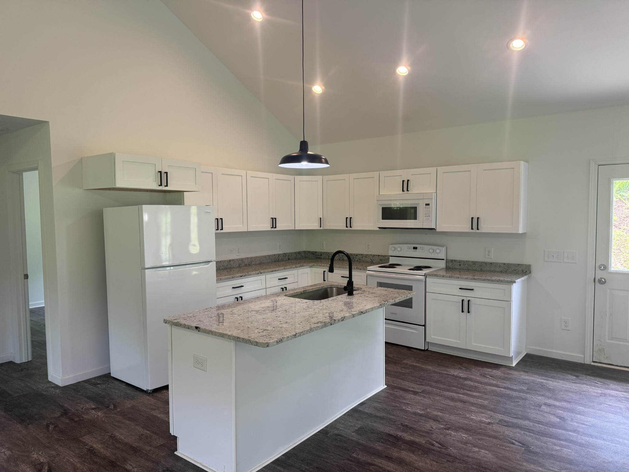 2075 Collier Road Cornersville, TN 37047 - Photo 2 of 25