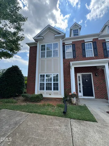 $1,995 | 203 Molly Court, Cary, NC 27511