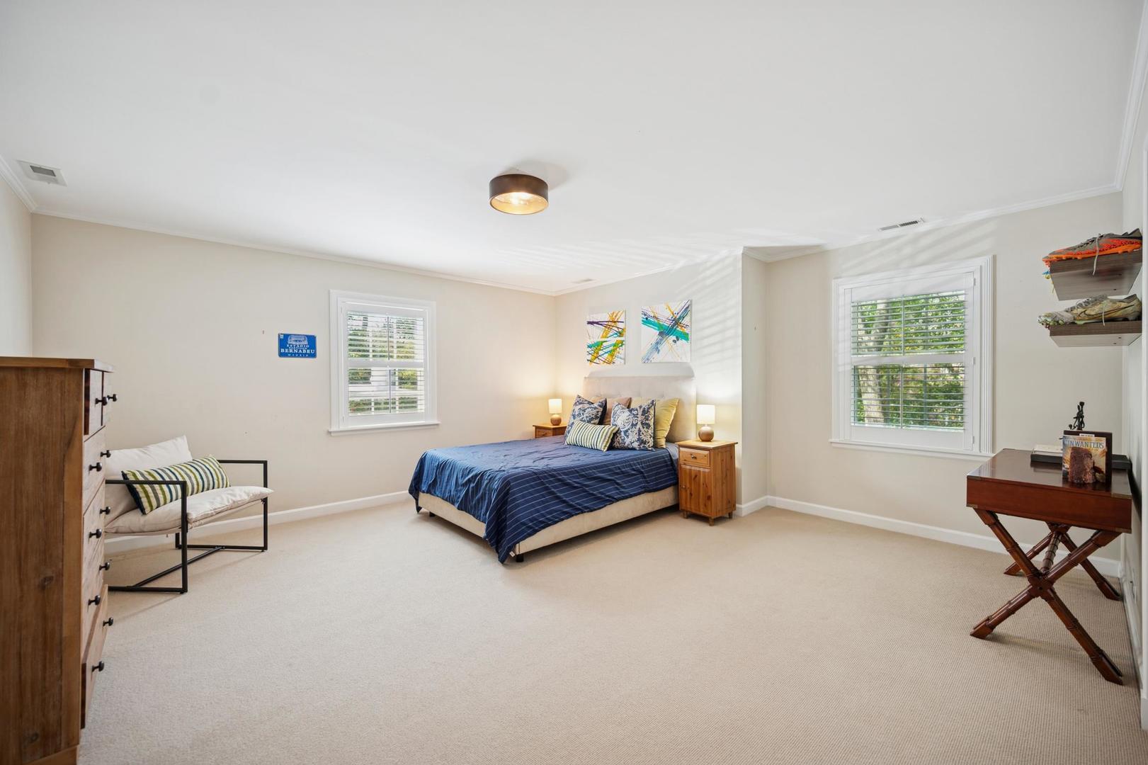 32 Meadowview Road Northfield, IL 60093 - Photo 44 of 69 a bedroom with a bed and a window