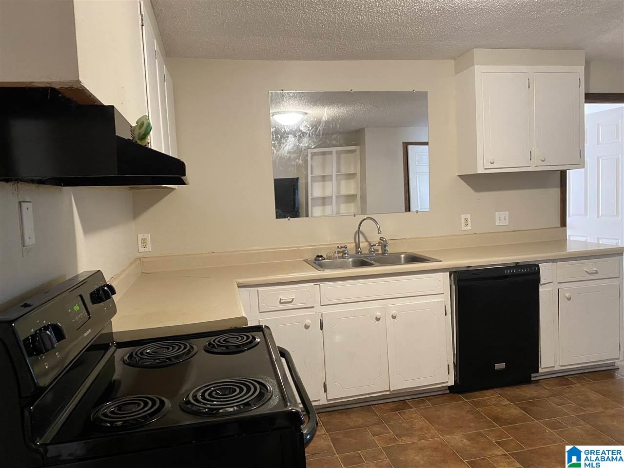 904 North Delaware Avenue Jasper, AL 35501 - Photo 5 of 23