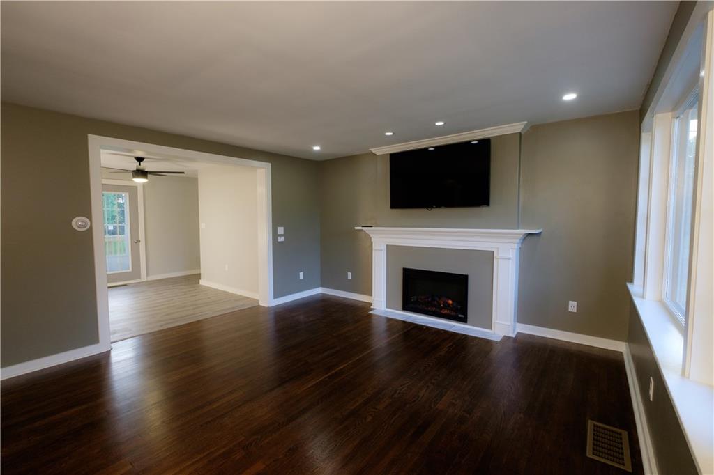 390 South Keel Ridge Road Hermitage, PA 16148 - Photo 11 of 16 Gallery Image 11