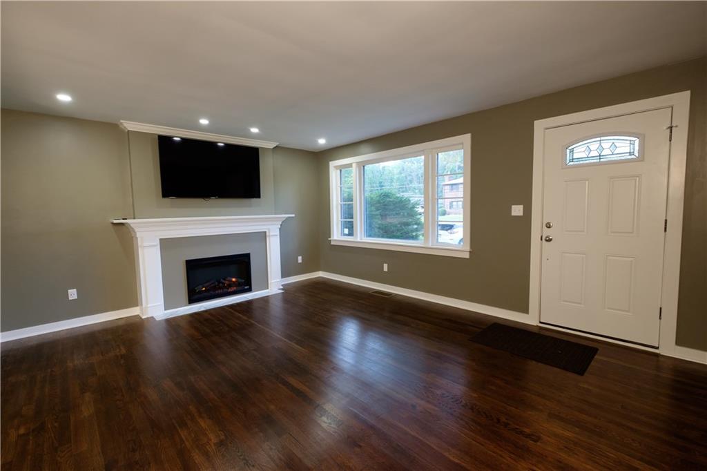 390 South Keel Ridge Road Hermitage, PA 16148 - Photo 10 of 16 Gallery Image 10