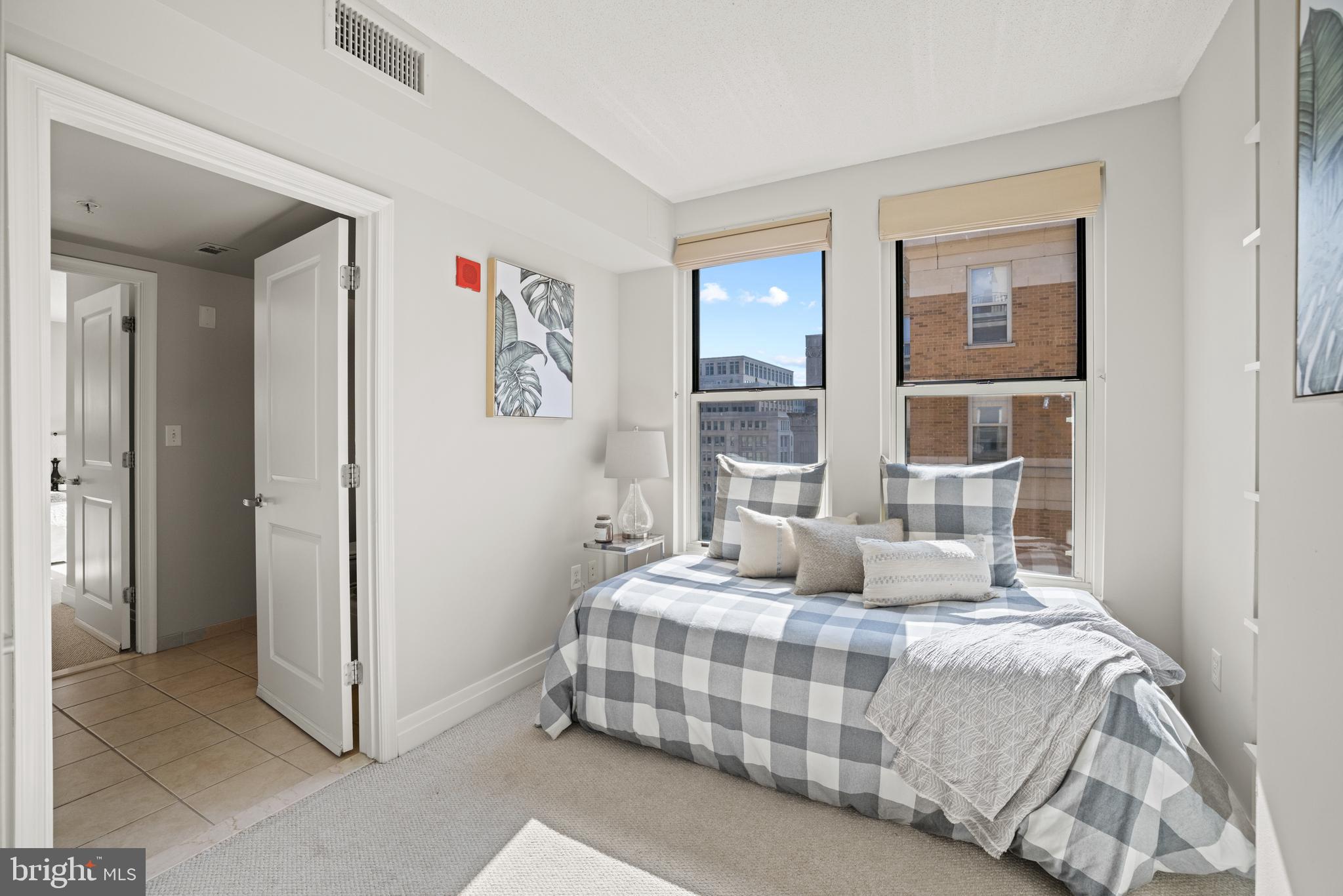 915 E Street Northwest, Unit 1113 Washington, DC 20004 - Photo 20 of 39