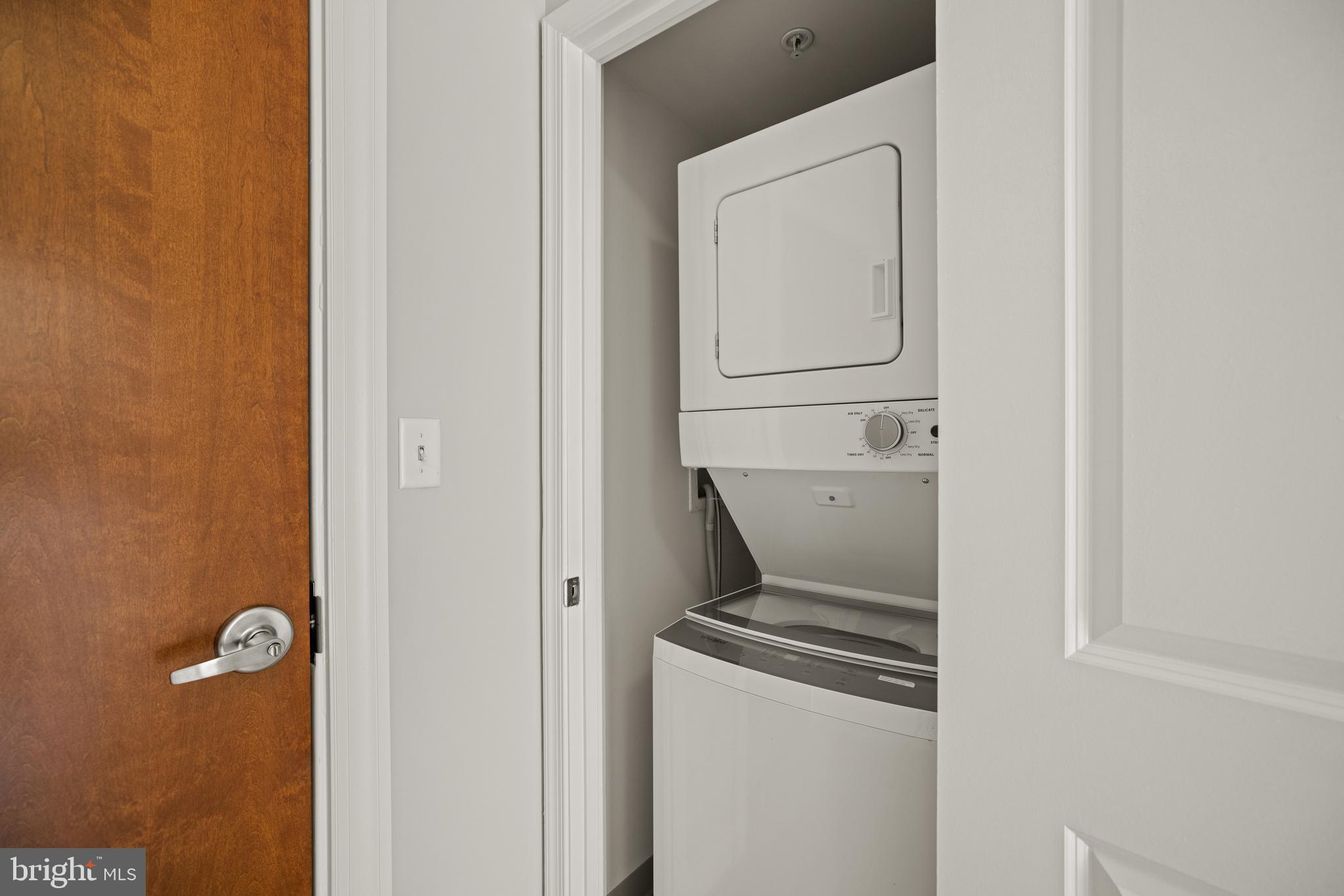 915 E Street Northwest, Unit 1113 Washington, DC 20004 - Photo 23 of 39