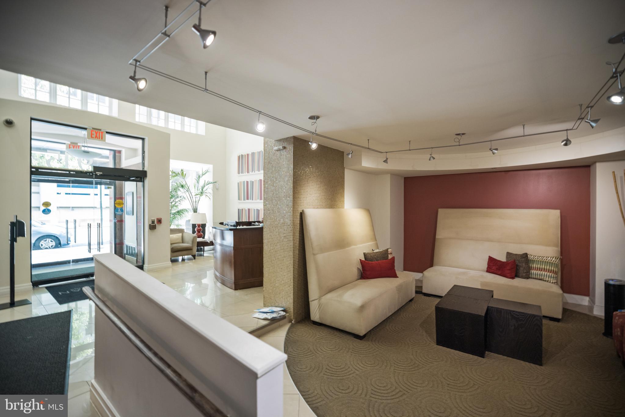 915 E Street Northwest, Unit 1113 Washington, DC 20004 - Photo 34 of 39