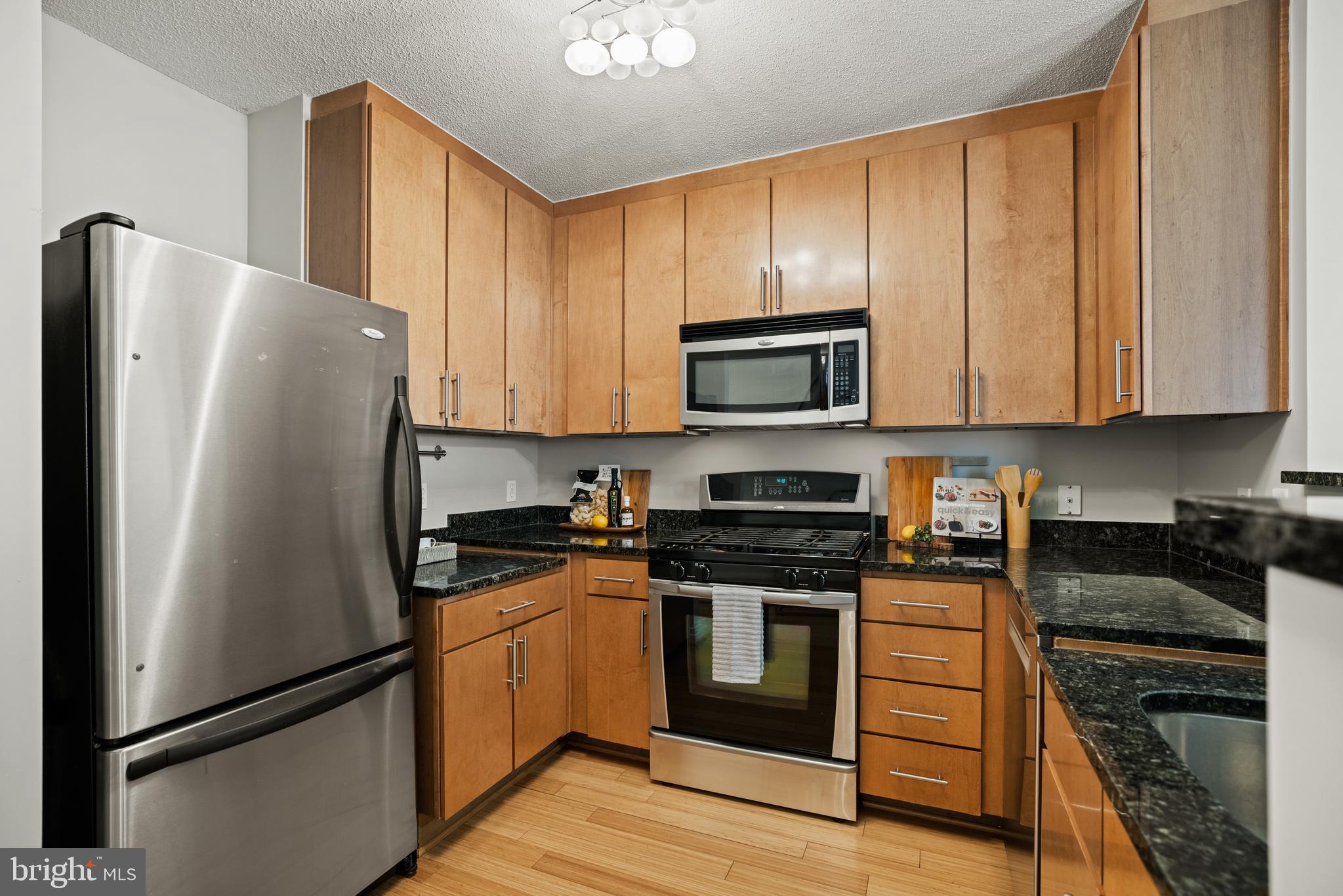 915 E Street Northwest, Unit 1113 Washington, DC 20004 - Photo 5 of 39