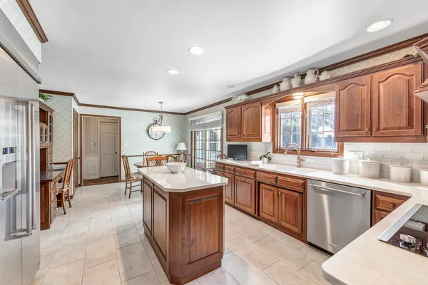$599,900 | 1326 South Summer Range Road, De Pere, WI 54115