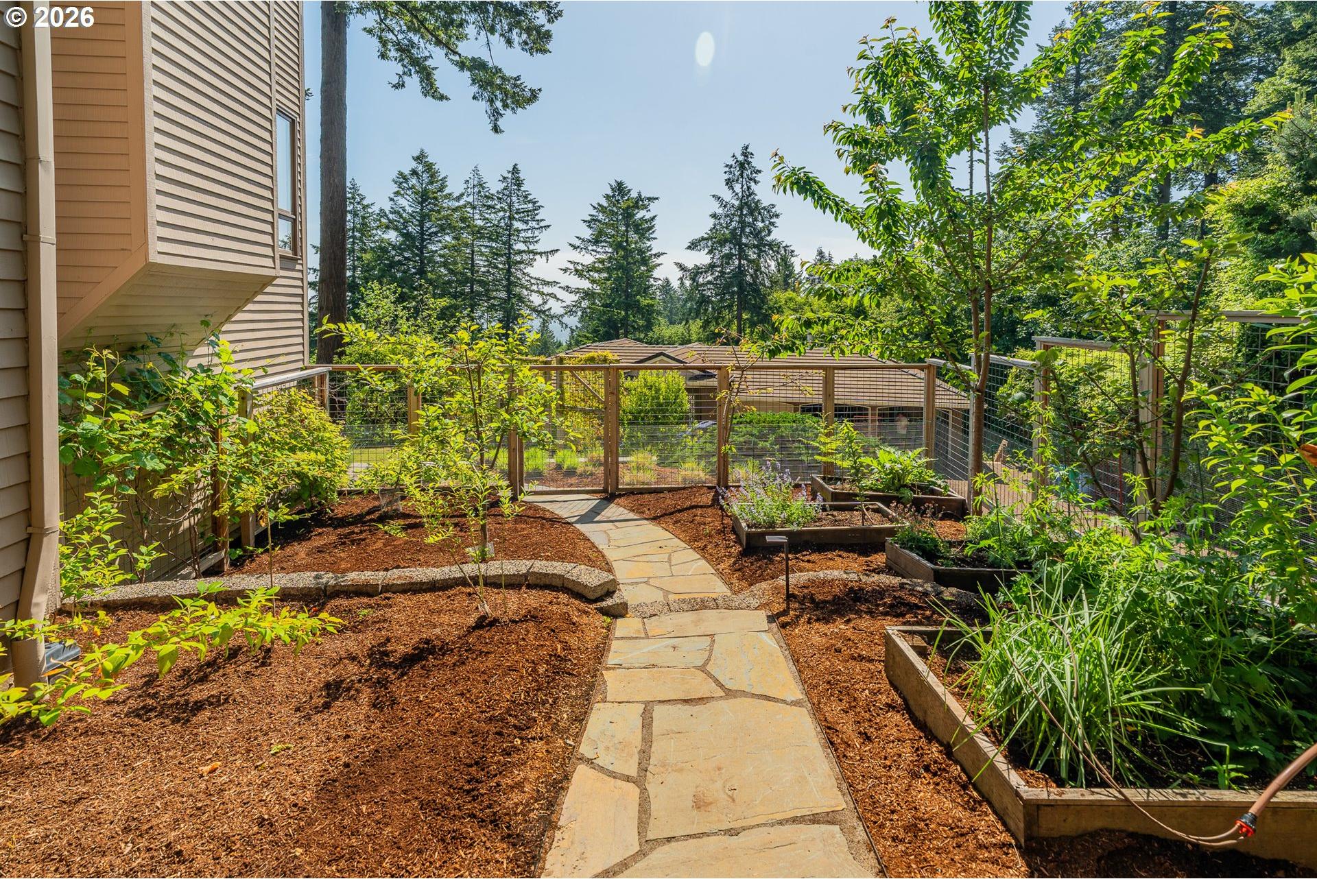 3046 Southwest Fairmount Boulevard Portland, OR 97239 - Photo 45 of 48 Gallery Image 45