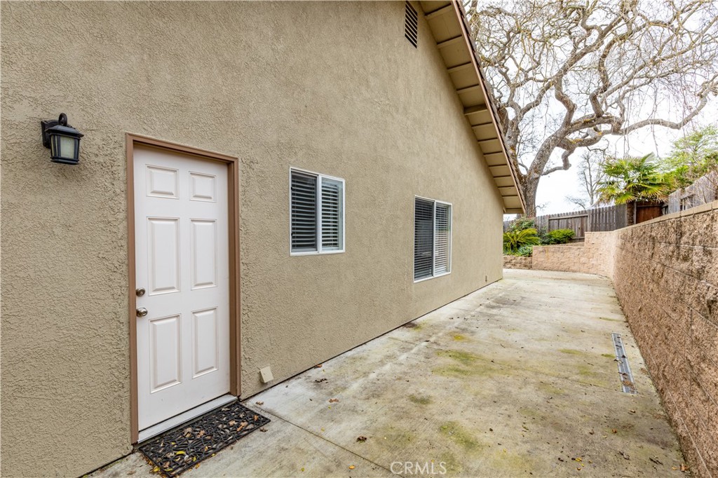 52 Sunnyside Way Templeton, CA 93465 - Photo 36 of 41 a view of backyard of the house
