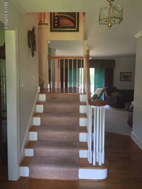 1810 Haskett Road Kinston, NC 28501 - Photo 6 of 19 1810 Haskett stairs