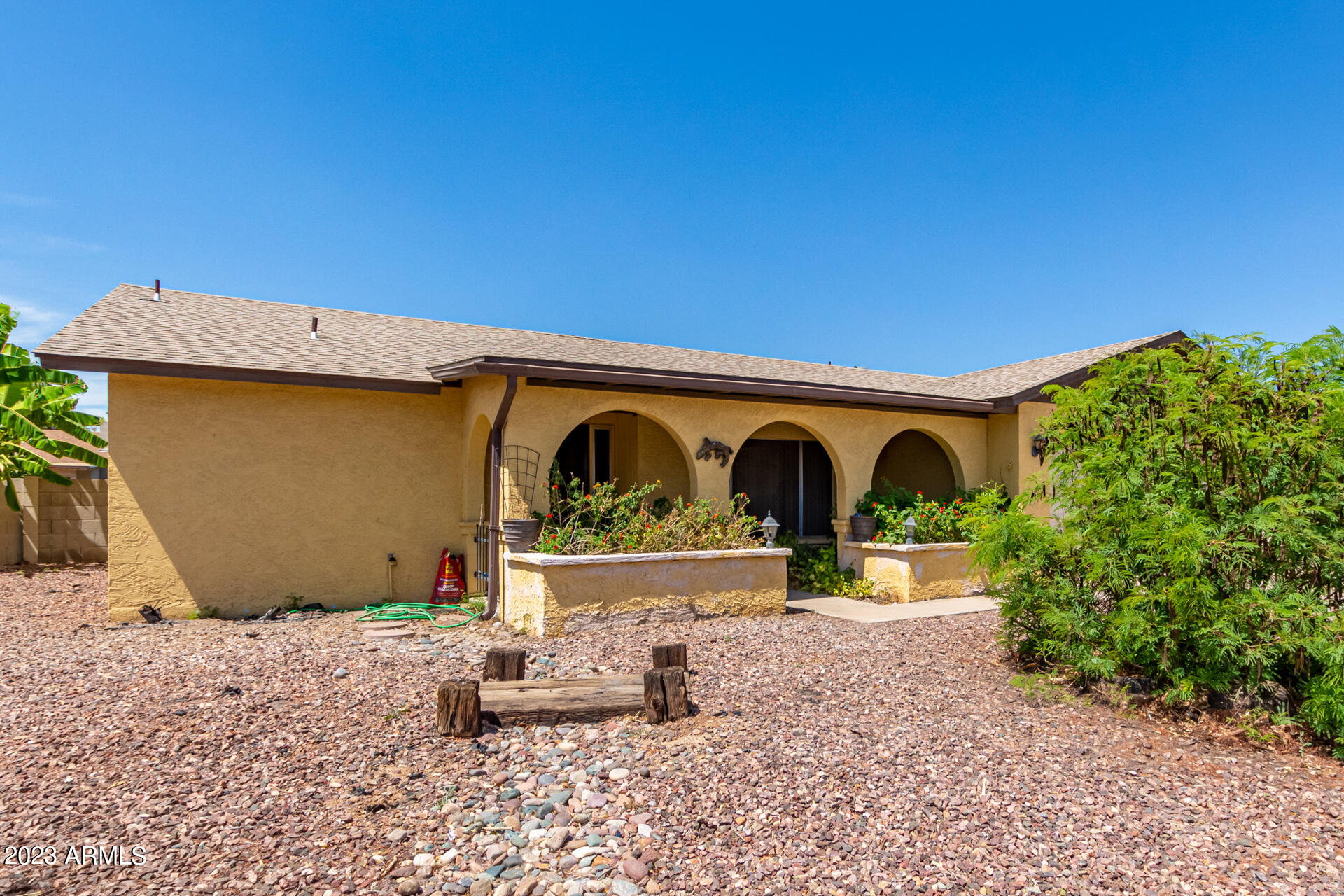5754 West Shangri-la Road Glendale, AZ 85304 - Photo 5 of 40 06 - Shangri La
