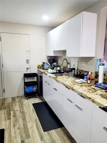 $315,000 | 800 Northeast 195th Street, Unit 720, Miami, FL 33179