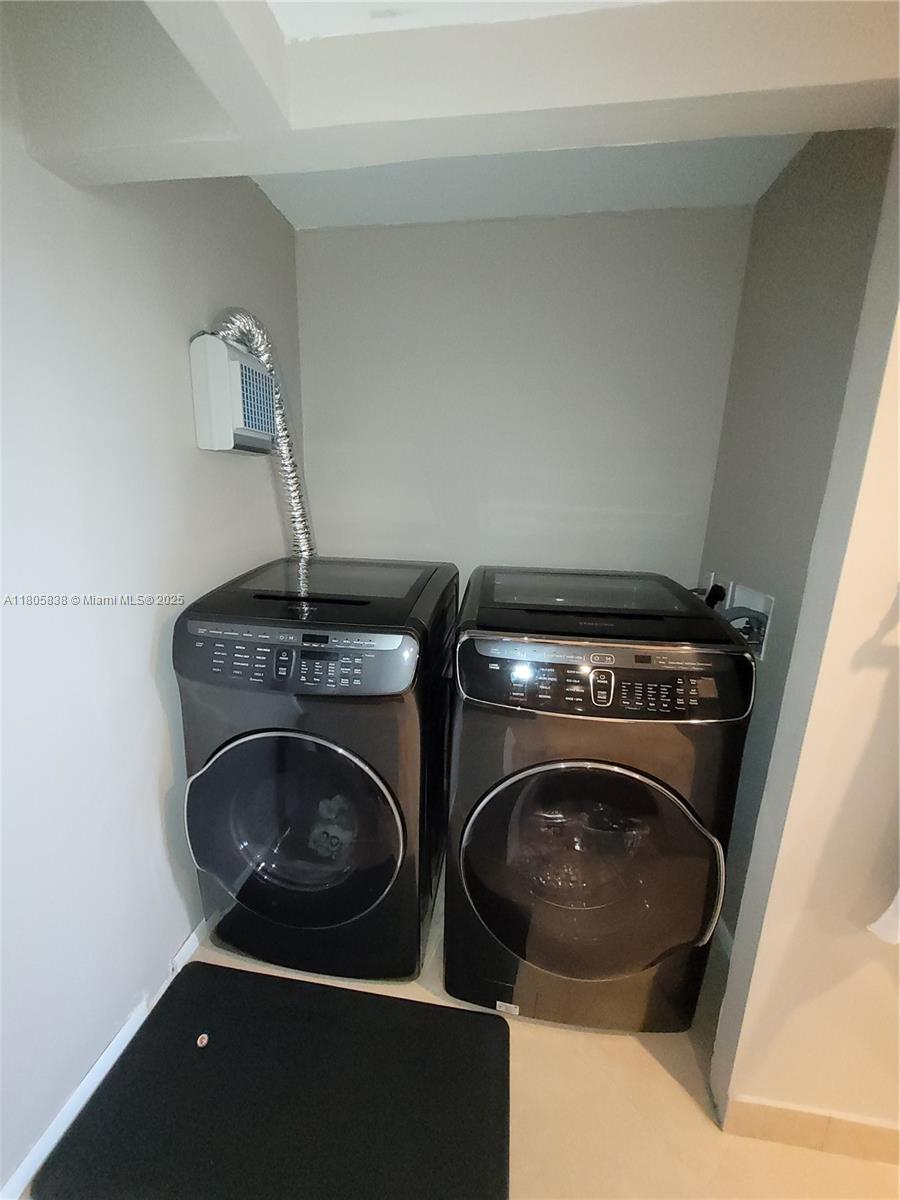 800 Northeast 195th Street, Unit 720 Miami, FL 33179 - Photo 36 of 36