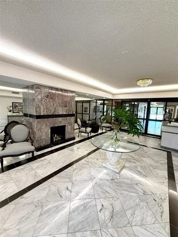 $315,000 | 800 Northeast 195th Street, Unit 720, Miami, FL 33179